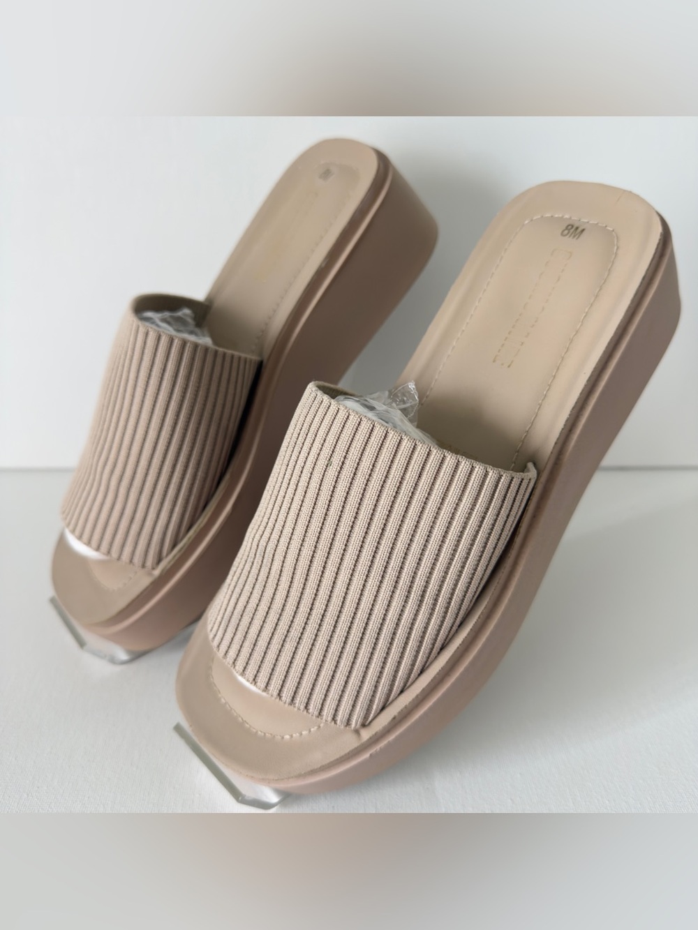 Cushionare Pim Knit Platform Sandals 8 M Beige Square toe Chunky Vacation comfy